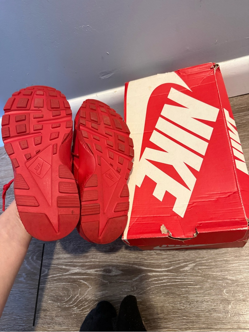 Nike Huarache Big Kids Size 4.5 Y - Picture 5 of 7